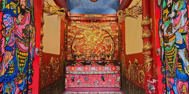 Thai-Chinese Cultural Center