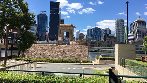 Victoria Bridge Abutment and Memorial