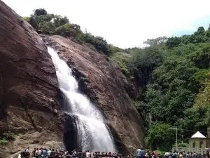 Old Courtallam Falls