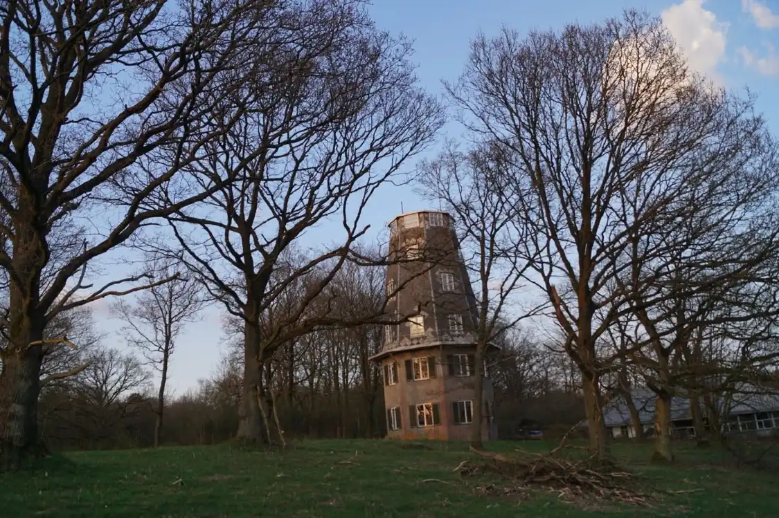 Hotels near Svanninge Bakker