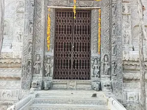 Kailash temple..kailash Tekdi