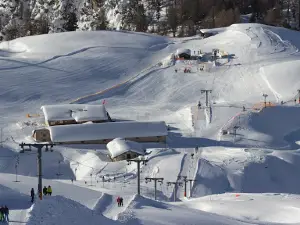 Skigebiet und Minschuns