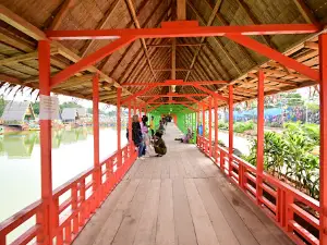 Saung Bambu Pelangi Kenten
