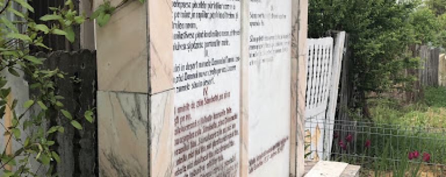 Monument Cele 10 porunci