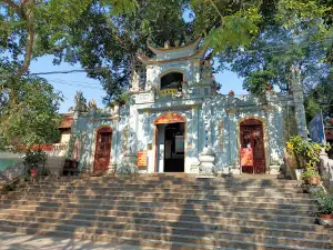 Bac Le Temple Council 北例靈祠 1