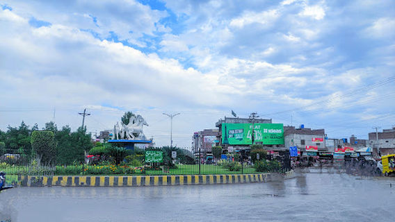 Chowk Churhatta