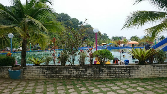 Teluk Batik Marine Park