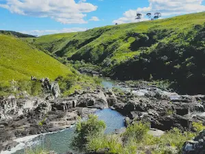 Cachoeira Rio Pelotinhas - Santo Cristo