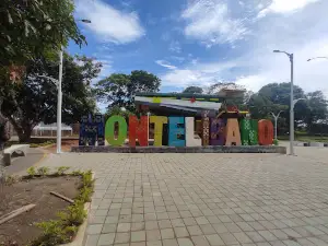 Plaza De La Santa Cruz