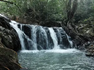 Ched Khot Waterfall