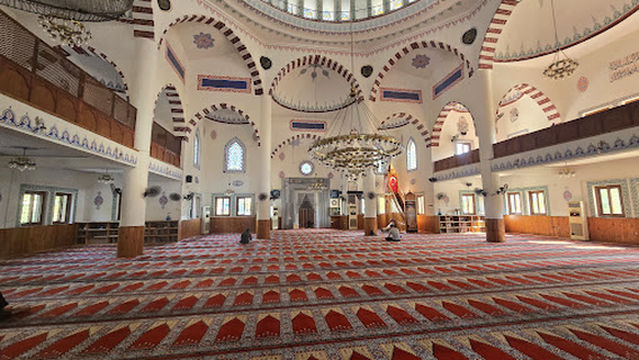 Osman Fazil Polat Pasha Mosque