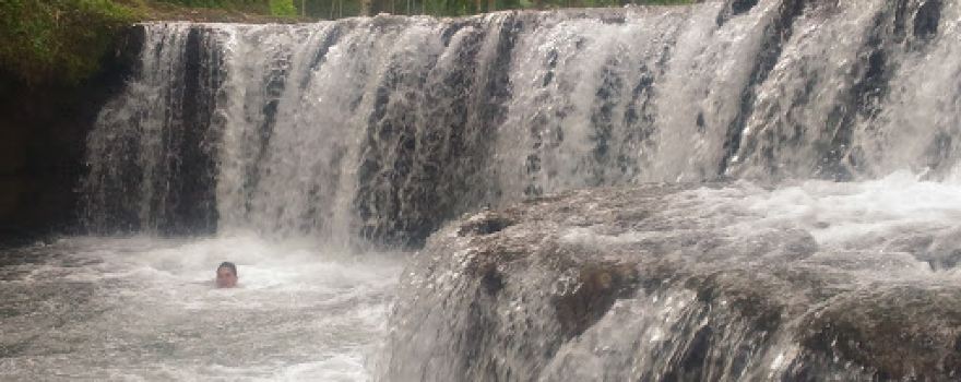 Air Terjun Damar Wulan