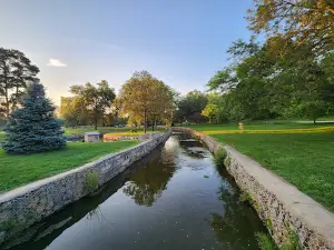 Leonard Leota Park