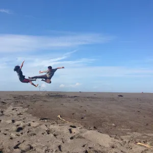 Wisata Pantai Apra Sindangbarang