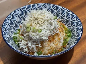 雙月食品社 青島店