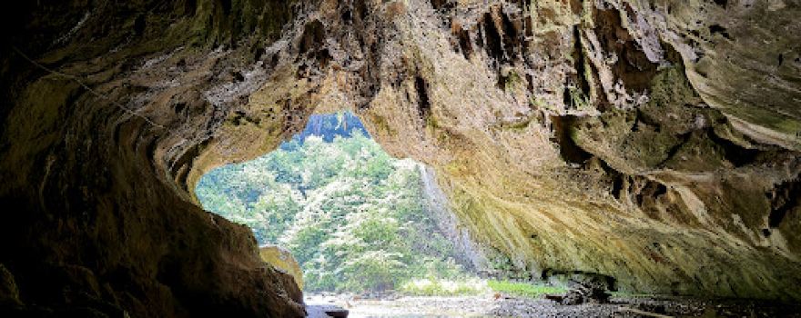 Bolii Cave