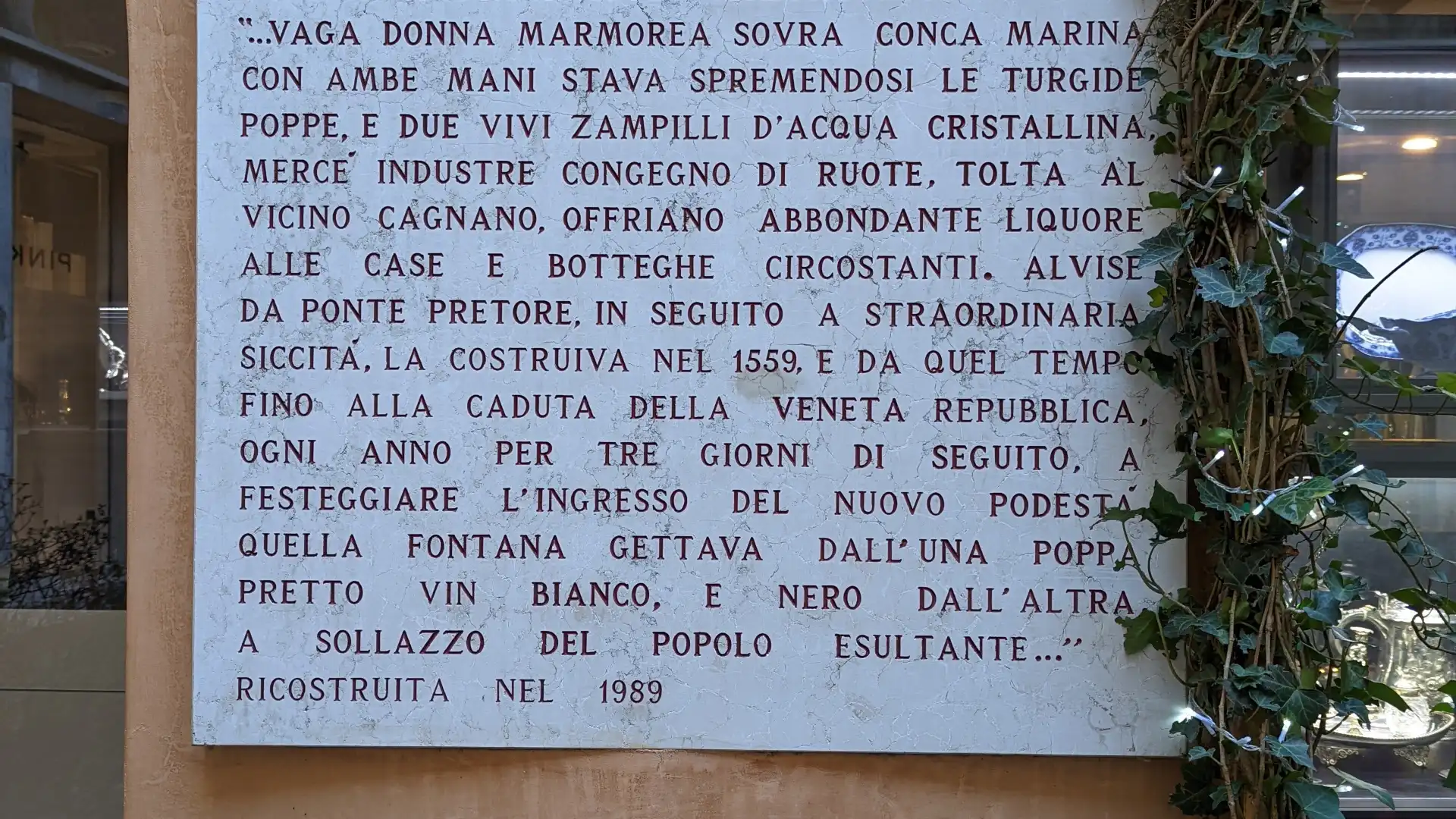 Hotels near Fontana Delle Tette