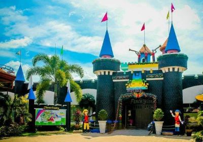 Glorious Fantasyland