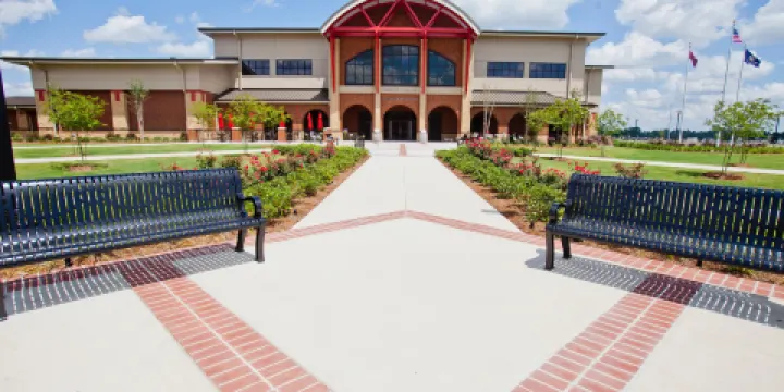 尼古拉斯州立大學