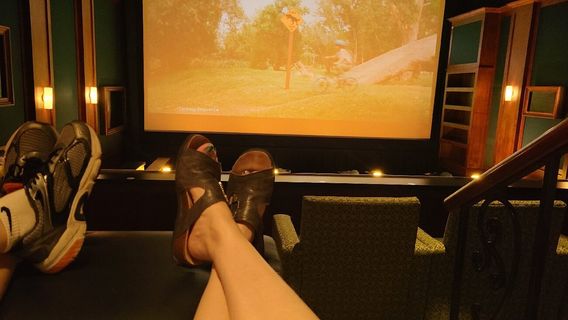 AMC DINE-IN Studio 28