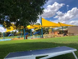Cobar Memorial Pool