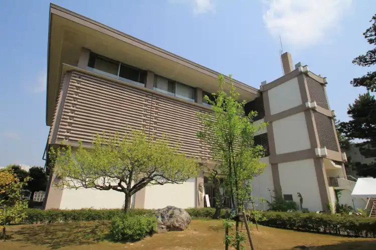 Hotels near Komatsu City Museum