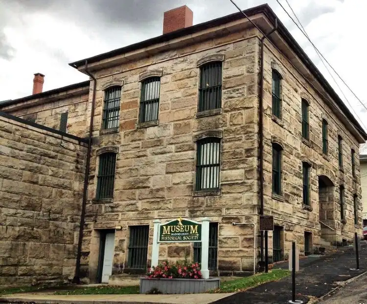 Hotels in Towanda