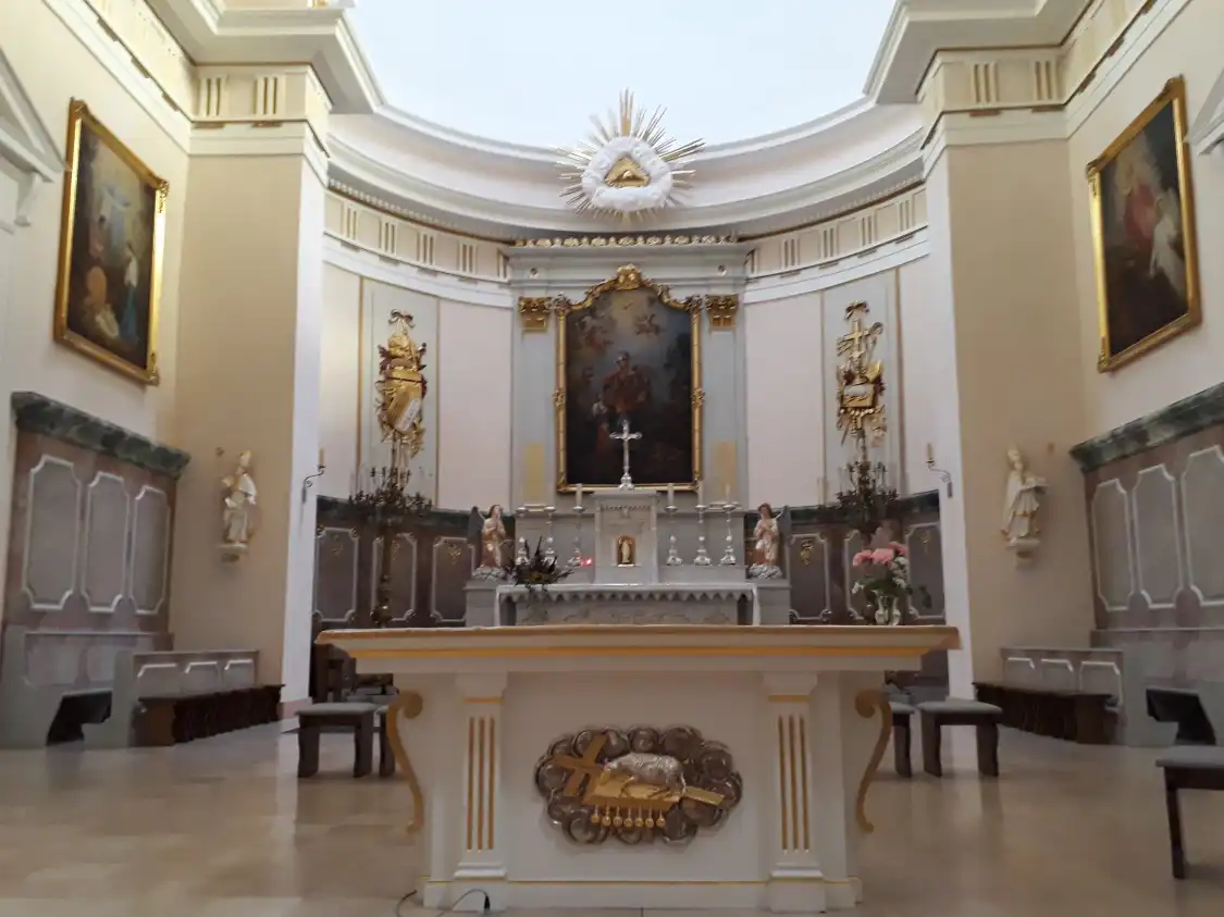 Hotels near Church of St. Anne