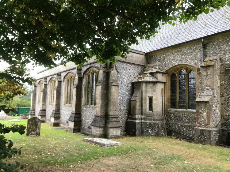 Chenies