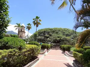 Íquira, Huila Main Park