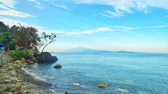 Obyek Wisata Pantai Enu