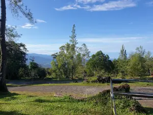 Puncak Anai