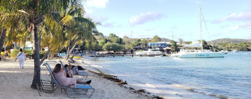 Power Boat & Catamaran Snorkeling Excursions