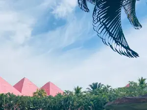 PYRAMIDS RESORT