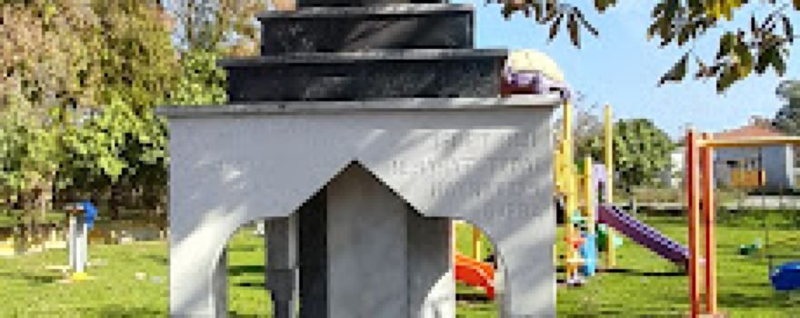 Vali Şinasi Kuş Parkı