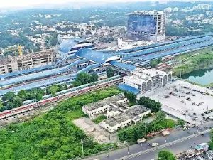 Rani kamlapati railway