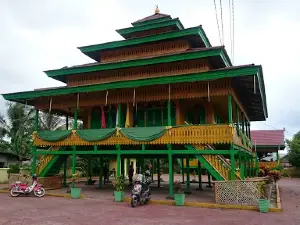 Rumah Adat Tolitoli