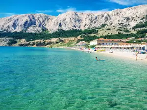 Vela plaža Baška