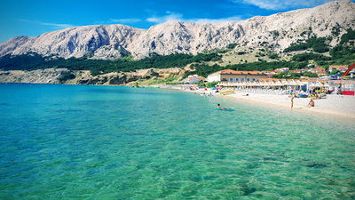 Vela plaža Baška