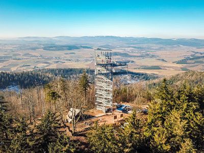 Trójgarb 778 m n.p.m. z wieżą widokową