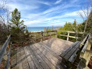 Leelanau State Park — Hiking Trailhead