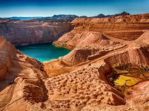 Hidden Lake Timna