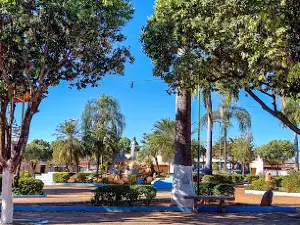 Praça Ailton Soares