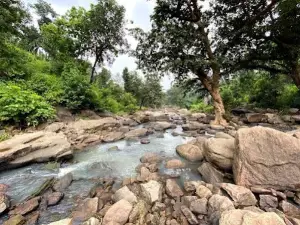 NASENYA WATERFALL. SILAPARI