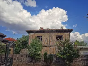 Pir-i Sani Cami