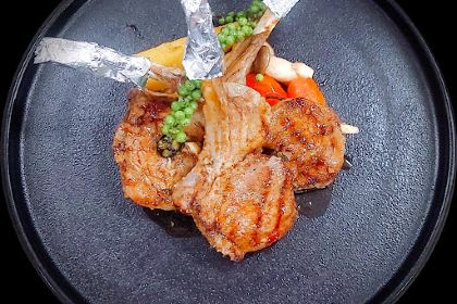 ELISA FLOATING RESTAURANT