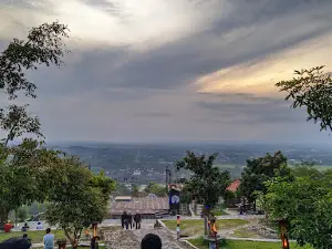 Puncak Sosok