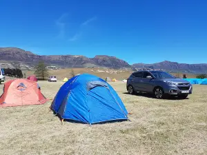 Wartrail Country Club