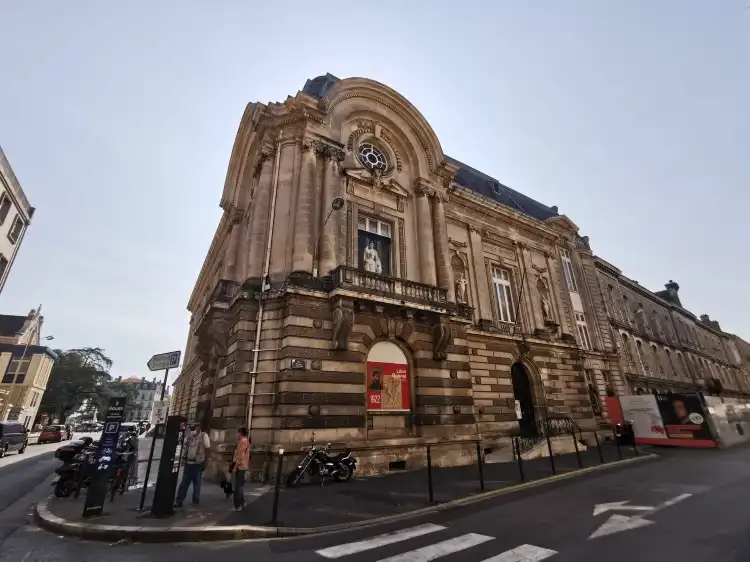 Hotels near Musée Bonnat