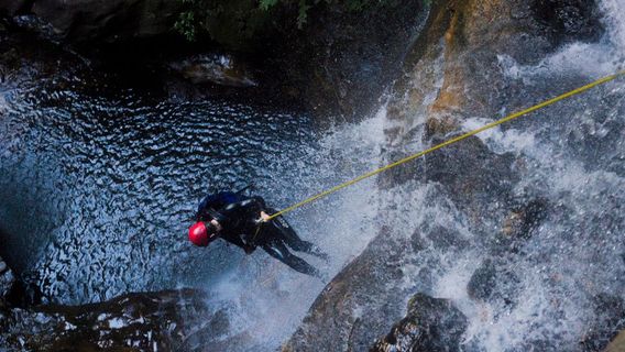 Australian School of Mountaineering